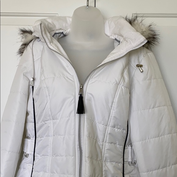 New Direction Coat - Picture 7 of 12